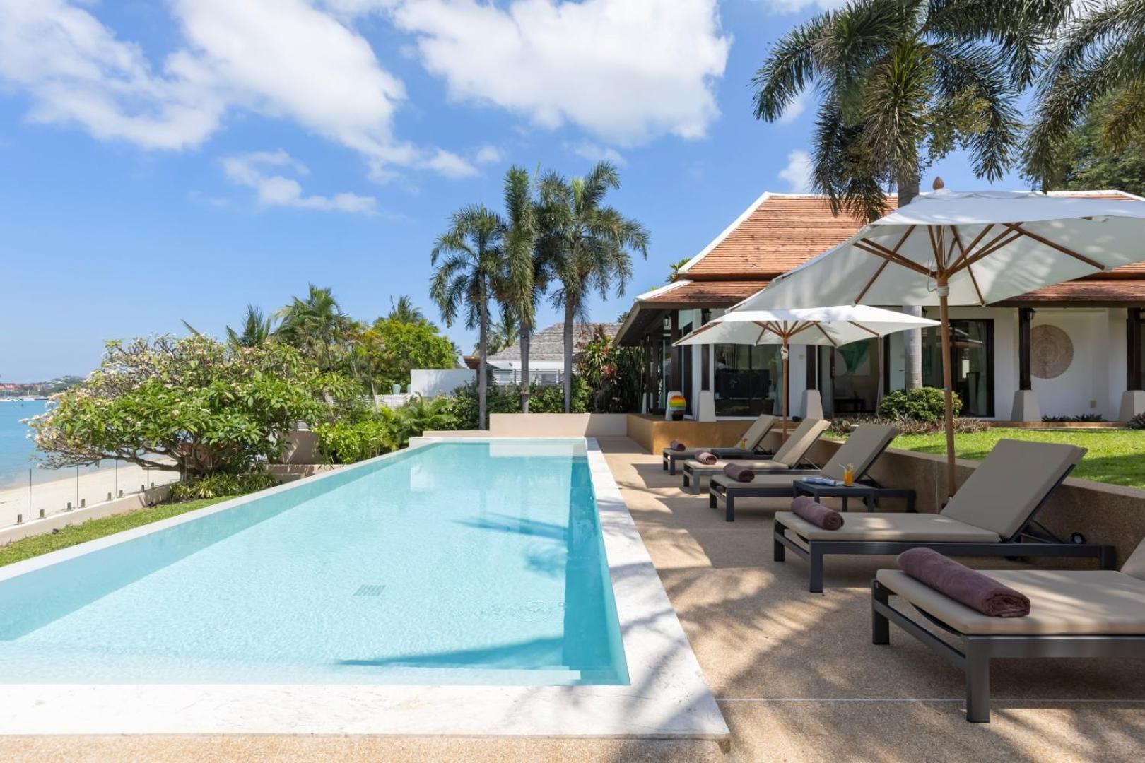 Bacaya Beachfront Villa Pantai Bangrak Luaran gambar